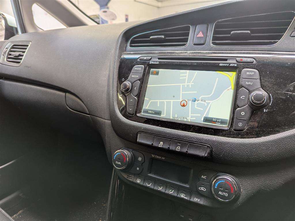 <p>2014 KIA CEED 3 ECODYNAMICS CRDI</p>