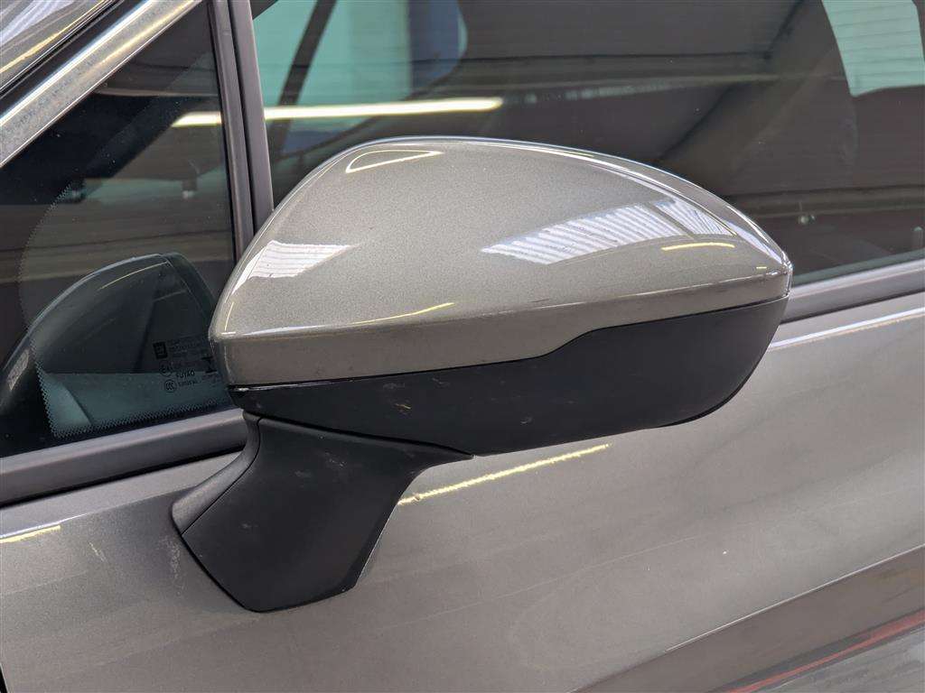<p>2017 VAUXHALL ASTRA ELITE NAV CDTI BTUR</p>