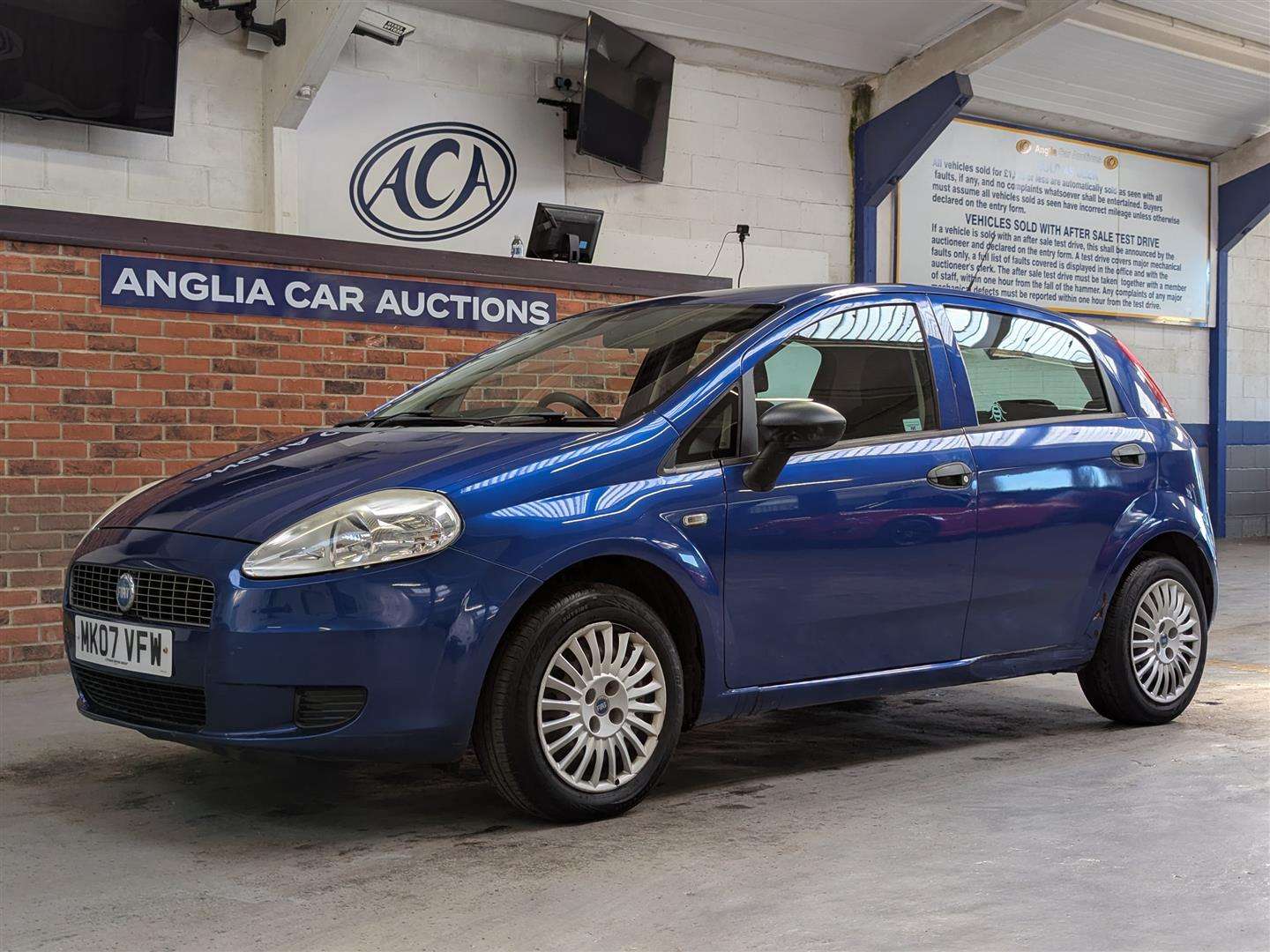<p>2007 FIAT GRANDE PUNTO ACTIVE 65 1 x REG'D KEEPER FROM NEW</p>