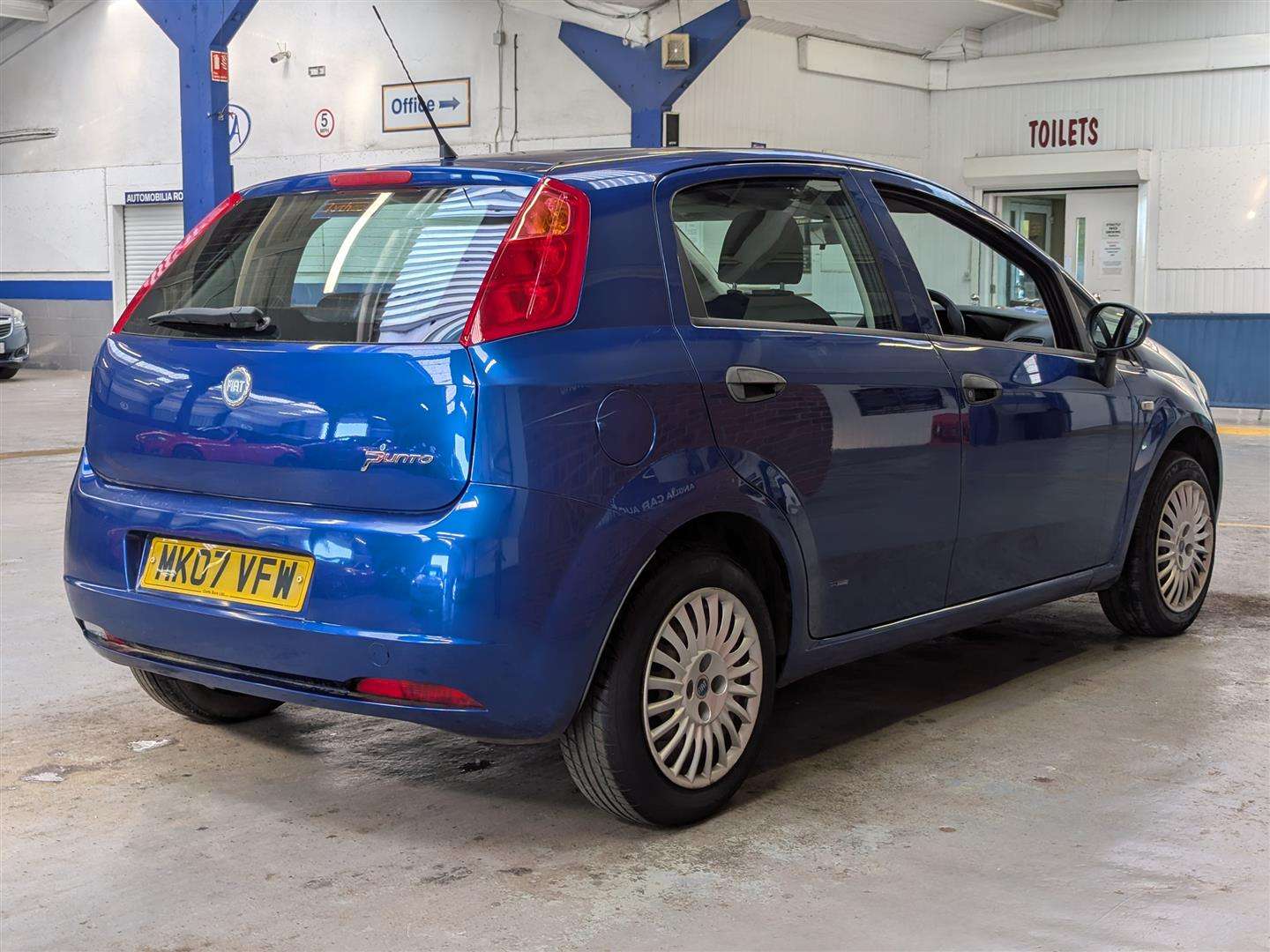 <p>2007 FIAT GRANDE PUNTO ACTIVE 65 1 x REG'D KEEPER FROM NEW</p>