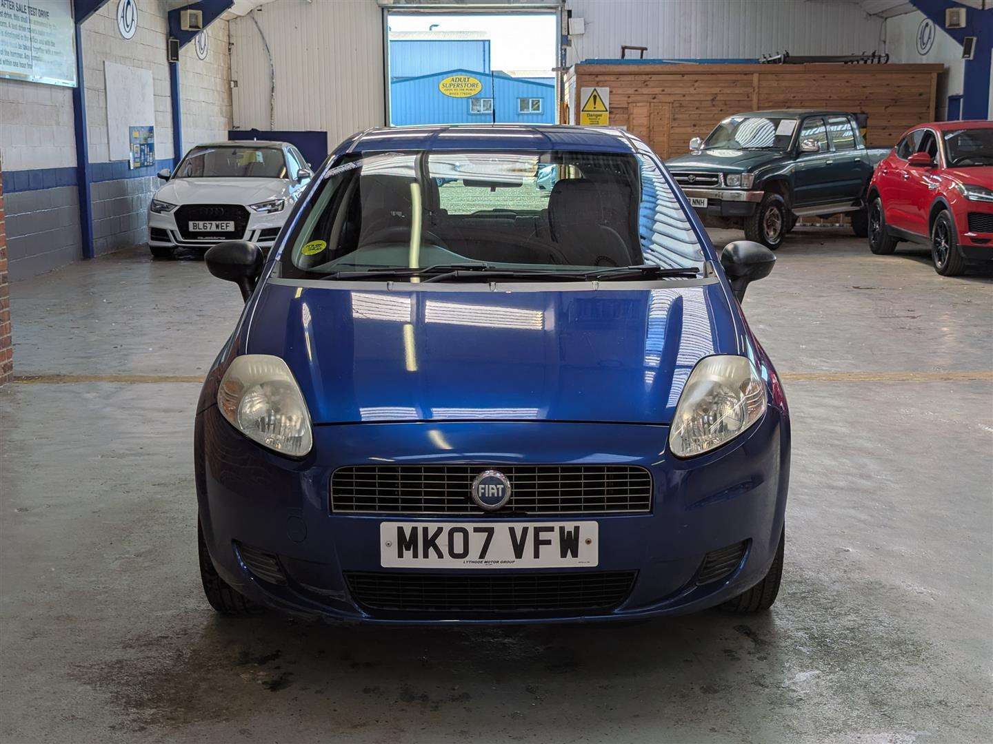 <p>2007 FIAT GRANDE PUNTO ACTIVE 65 1 x REG'D KEEPER FROM NEW</p>