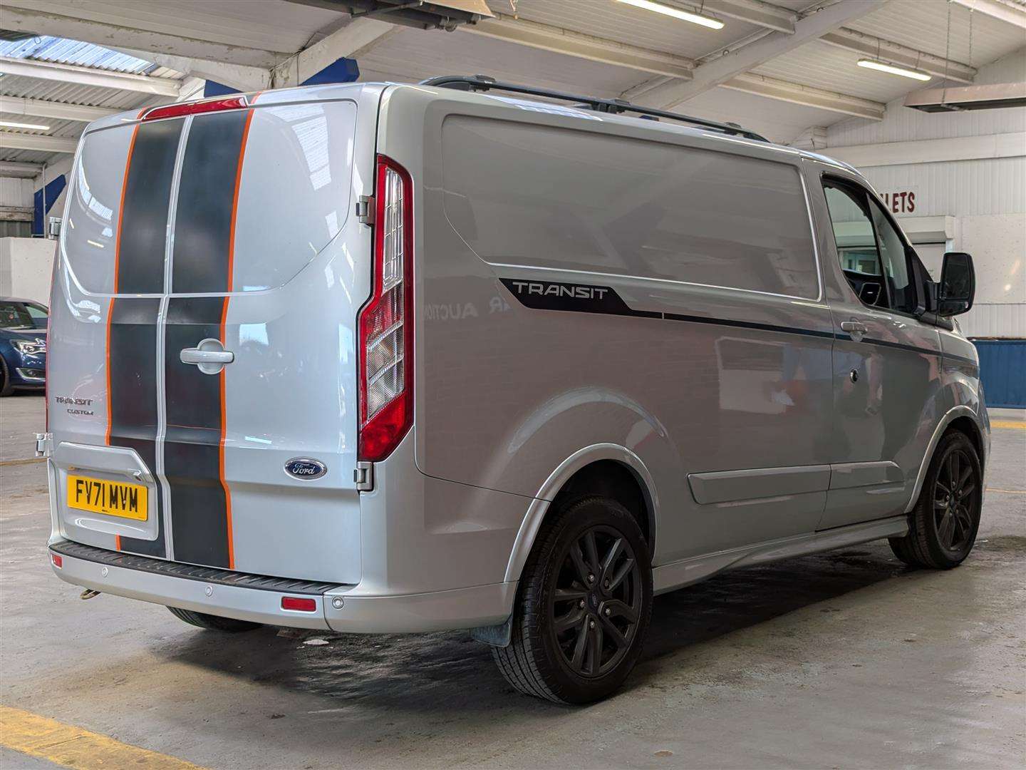 <p>2021 FORD TRANSIT CUSTOM 290SPRT AUTO - 1 x REG'D KEEPER FROM NEW</p>