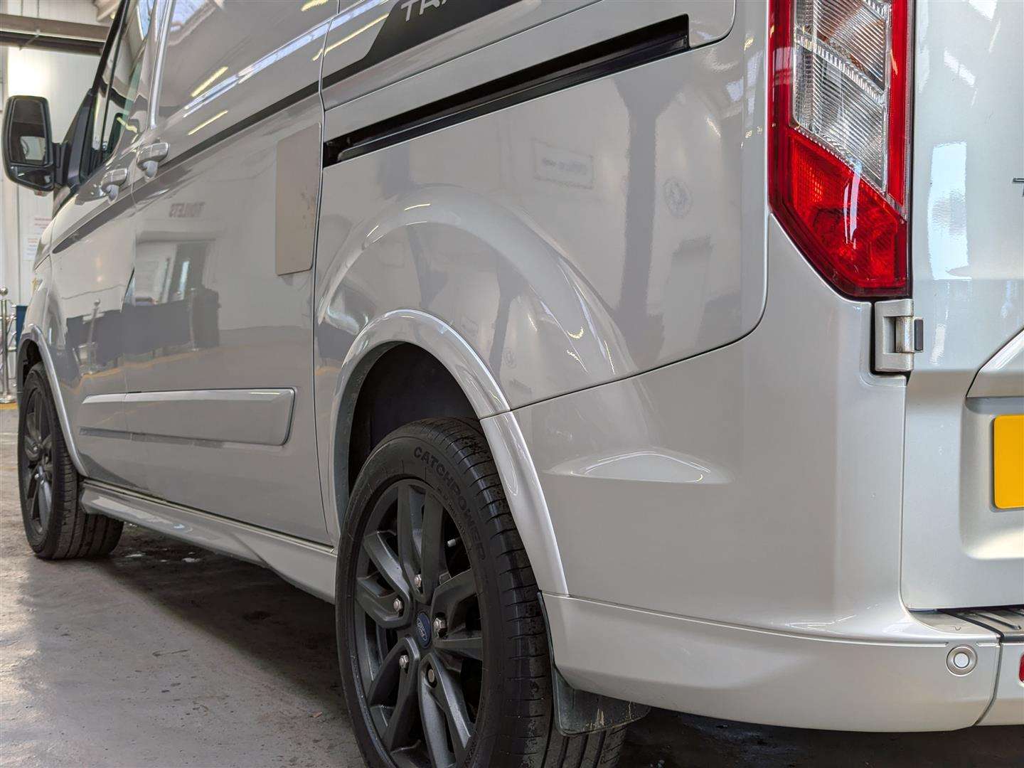 <p>2021 FORD TRANSIT CUSTOM 290SPRT AUTO - 1 x REG'D KEEPER FROM NEW</p>