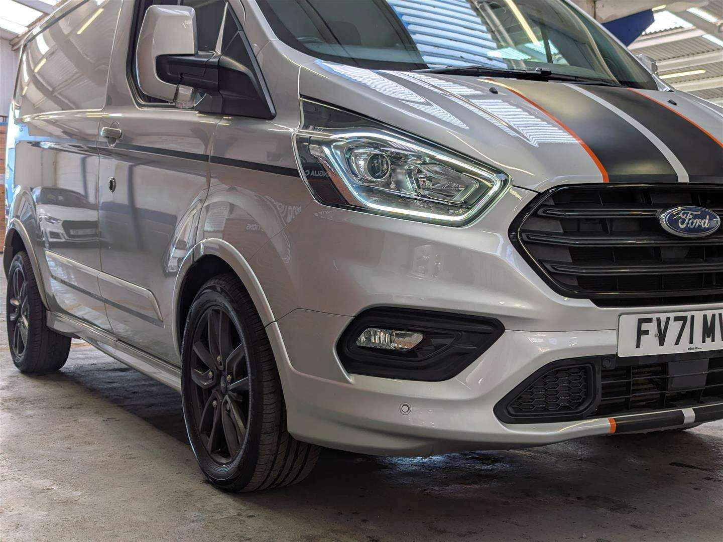 <p>2021 FORD TRANSIT CUSTOM 290SPRT AUTO - 1 x REG'D KEEPER FROM NEW</p>
