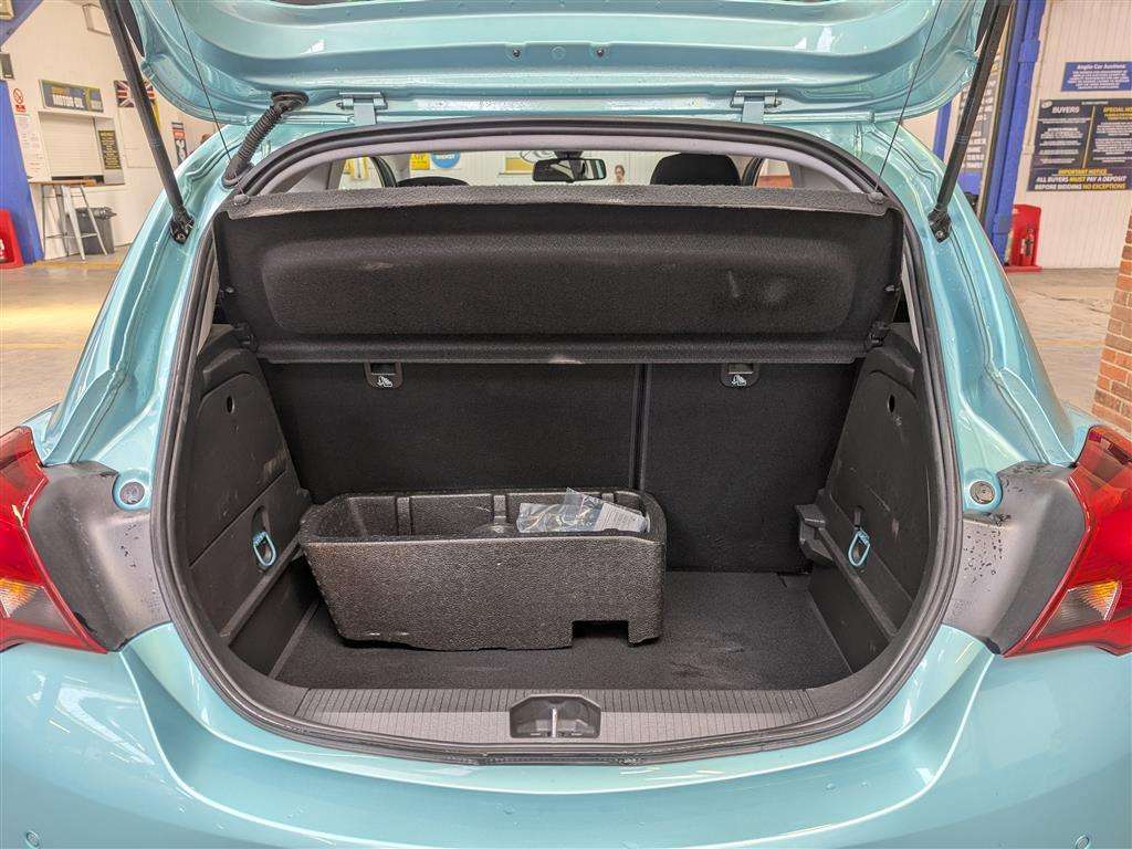 <p>2016 VAUXHALL CORSA SE AUTO</p>