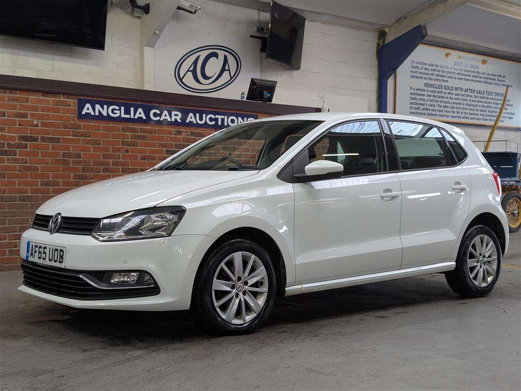 <p>2015 VOLKSWAGEN POLO SE TSI 1 x REG'D KEEPER FROM NEW.</p>