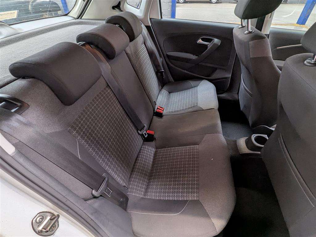 <p>2015 VOLKSWAGEN POLO SE TSI 1 x REG'D KEEPER FROM NEW.</p>