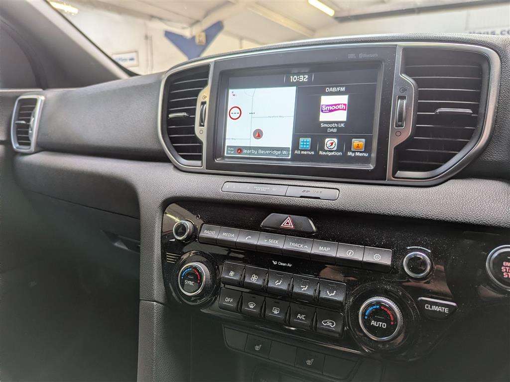 <p>2017 KIA SPORTAGE GT-LINE ED CRDI</p>