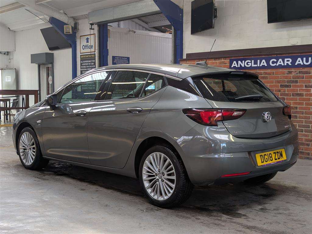 <p>2018 VAUXHALL ASTRA ELITE ECOTEC S/S</p>