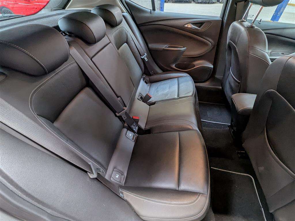 <p>2018 VAUXHALL ASTRA ELITE ECOTEC S/S</p>