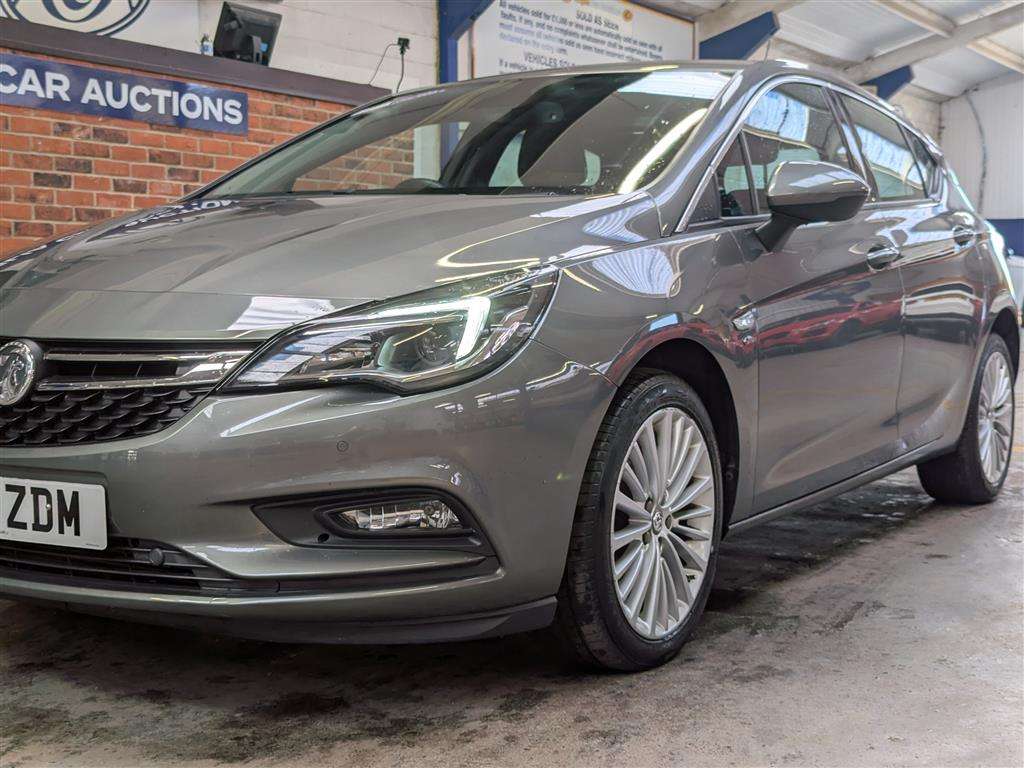 <p>2018 VAUXHALL ASTRA ELITE ECOTEC S/S</p>