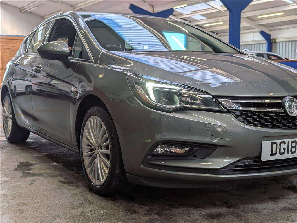 <p>2018 VAUXHALL ASTRA ELITE ECOTEC S/S</p>