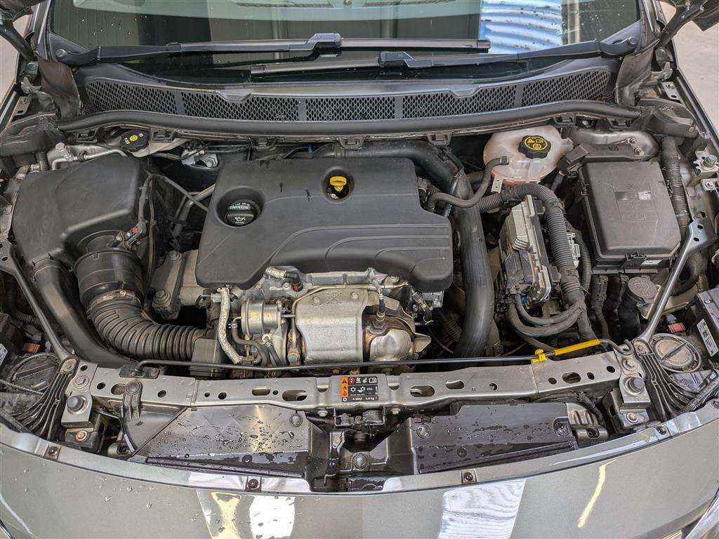 <p>2018 VAUXHALL ASTRA ELITE ECOTEC S/S</p>