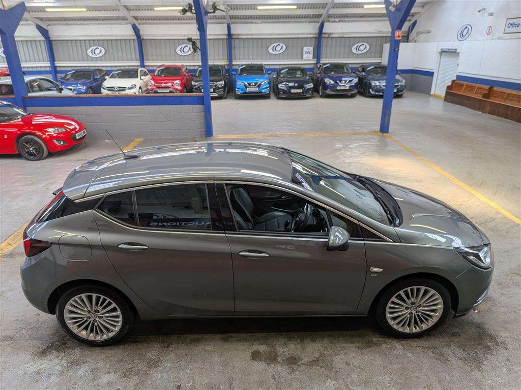 <p>2018 VAUXHALL ASTRA ELITE ECOTEC S/S</p>