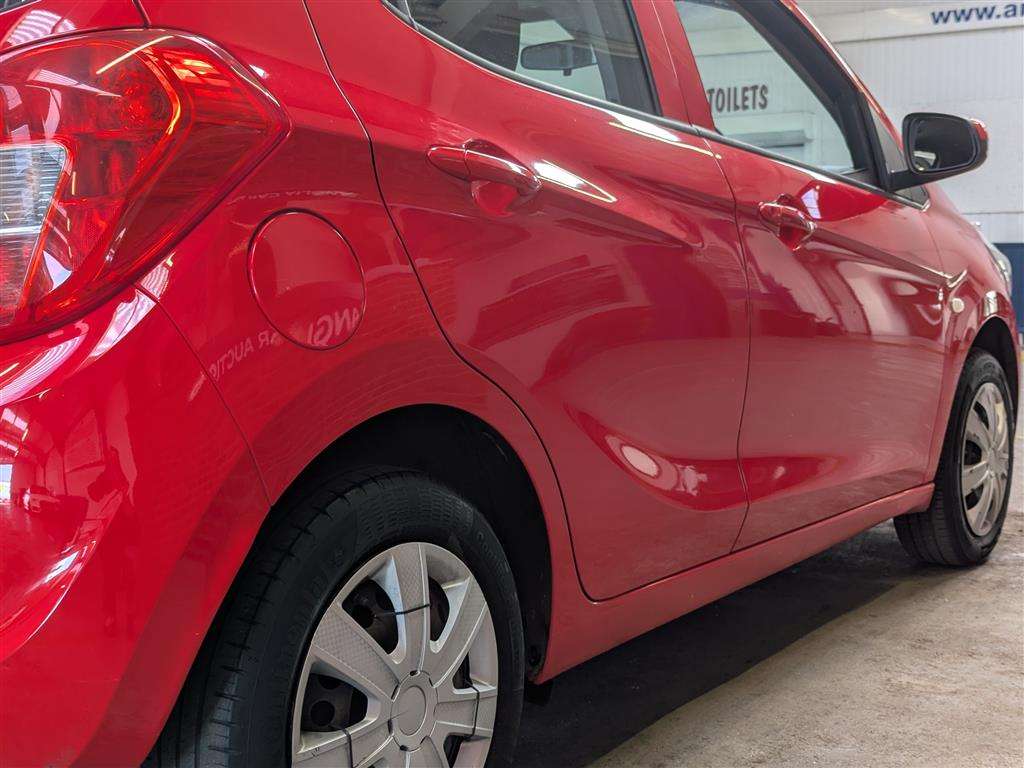 <p>2015 VAUXHALL VIVA SE</p>