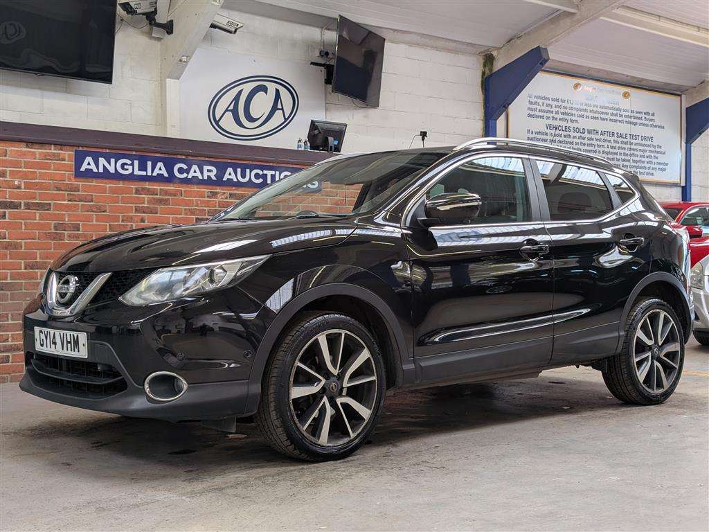 <p>2014 NISSAN QASHQAI TEKNA DCI</p>