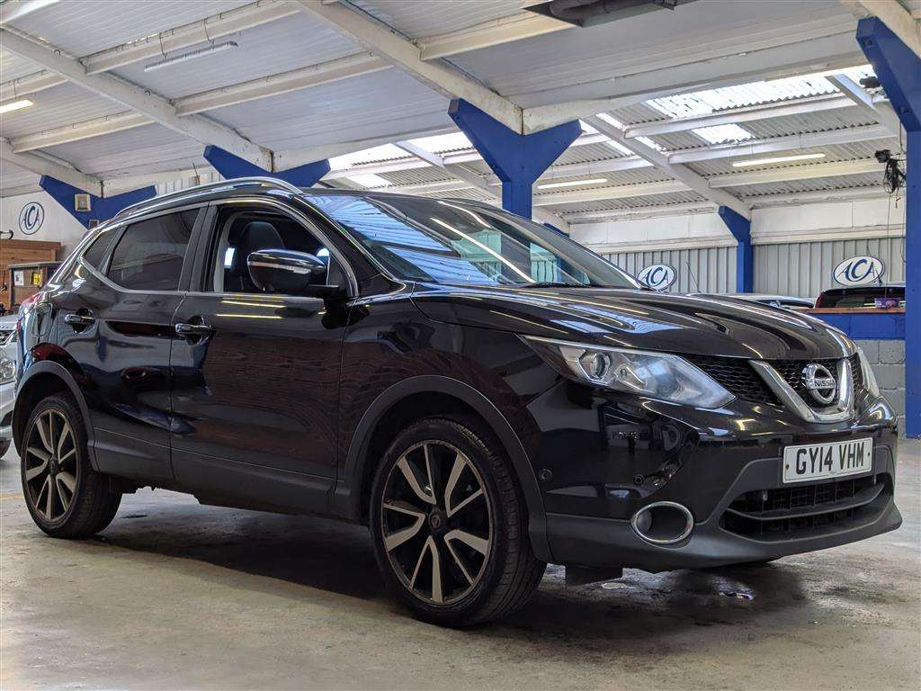 <p>2014 NISSAN QASHQAI TEKNA DCI</p>