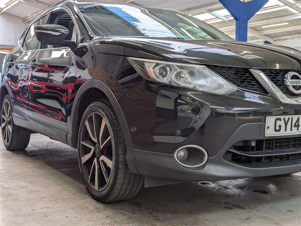 <p>2014 NISSAN QASHQAI TEKNA DCI</p>