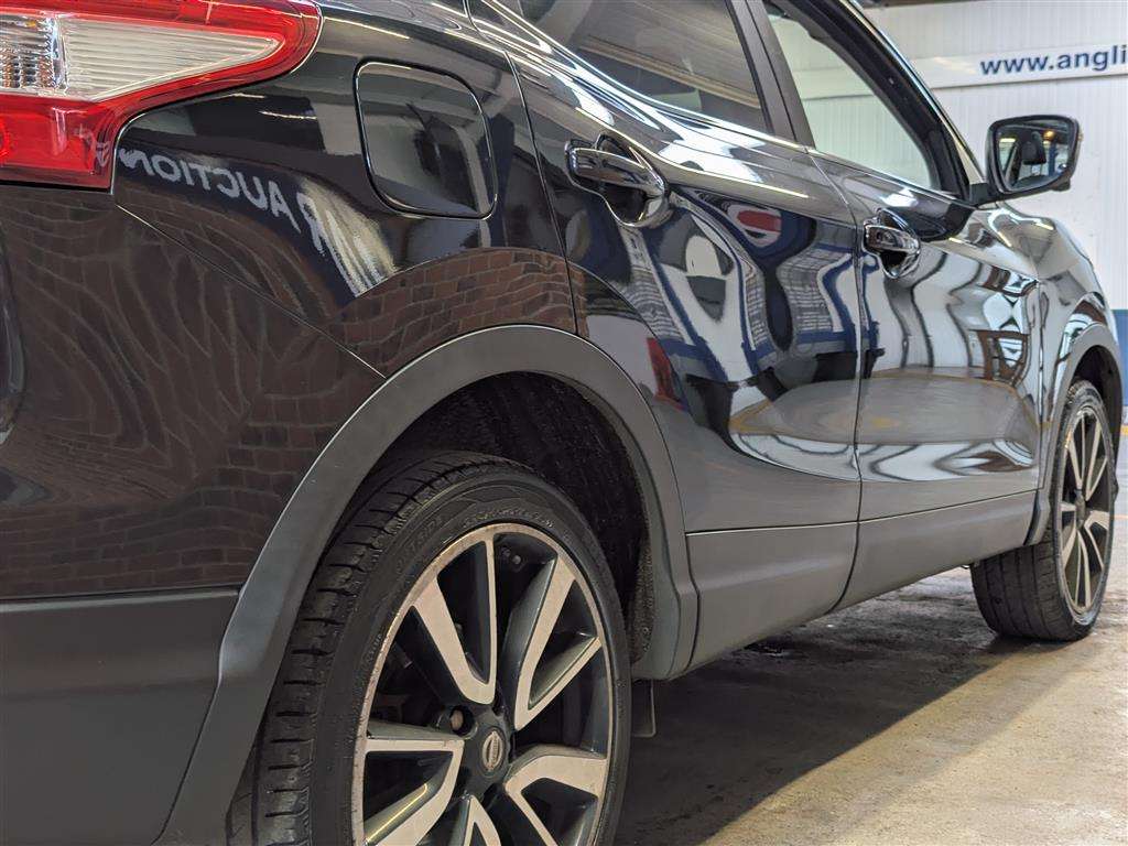 <p>2014 NISSAN QASHQAI TEKNA DCI</p>