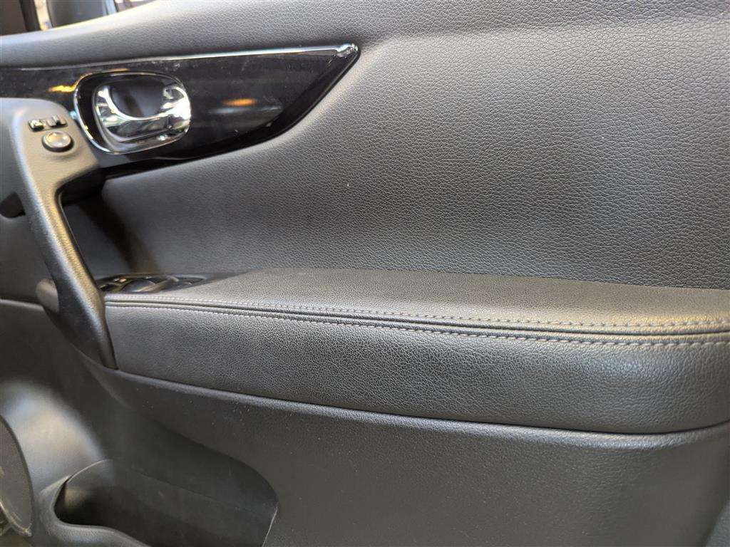 <p>2014 NISSAN QASHQAI TEKNA DCI</p>