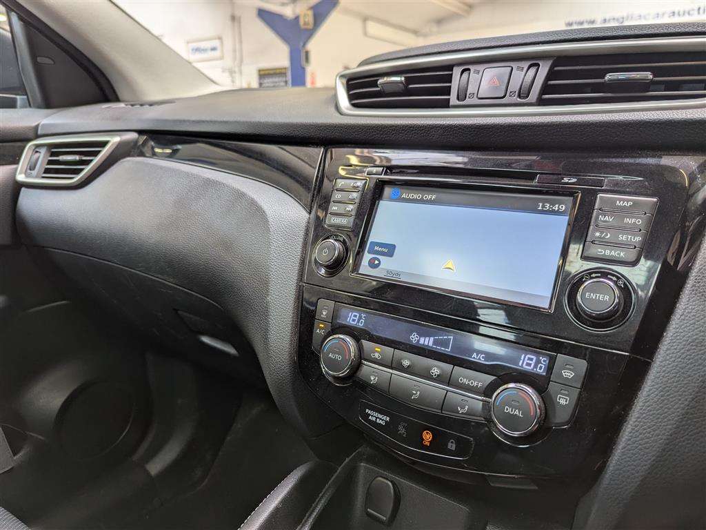 <p>2014 NISSAN QASHQAI TEKNA DCI</p>