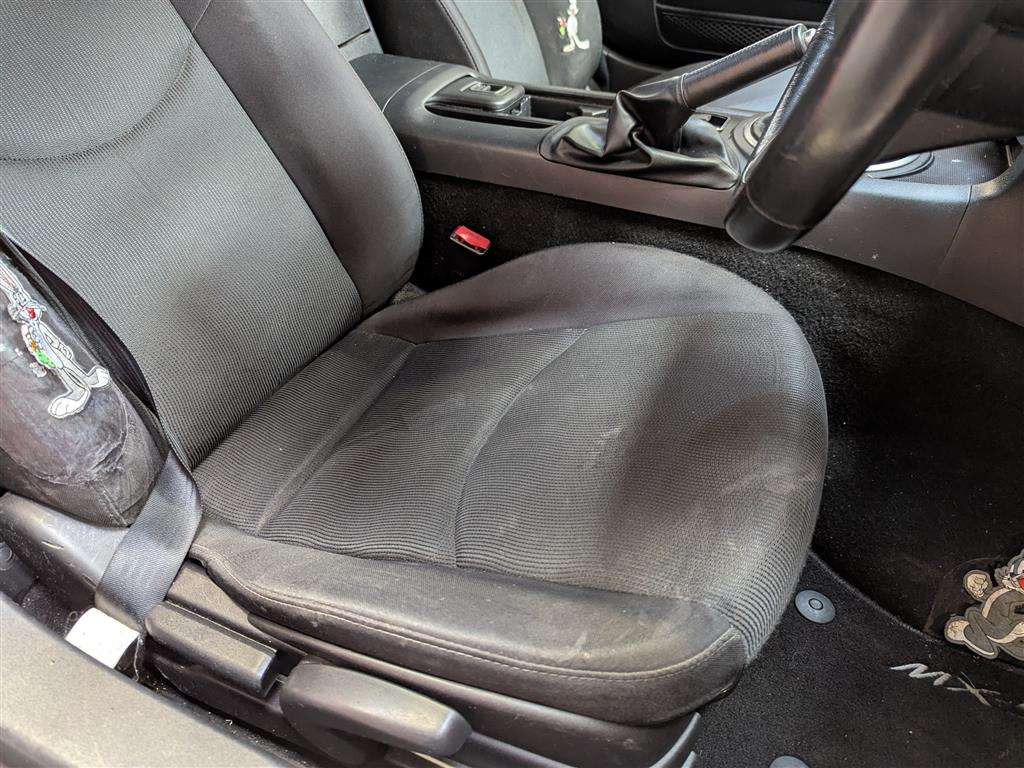 <p>2011 MAZDA MX-5 I SE</p>