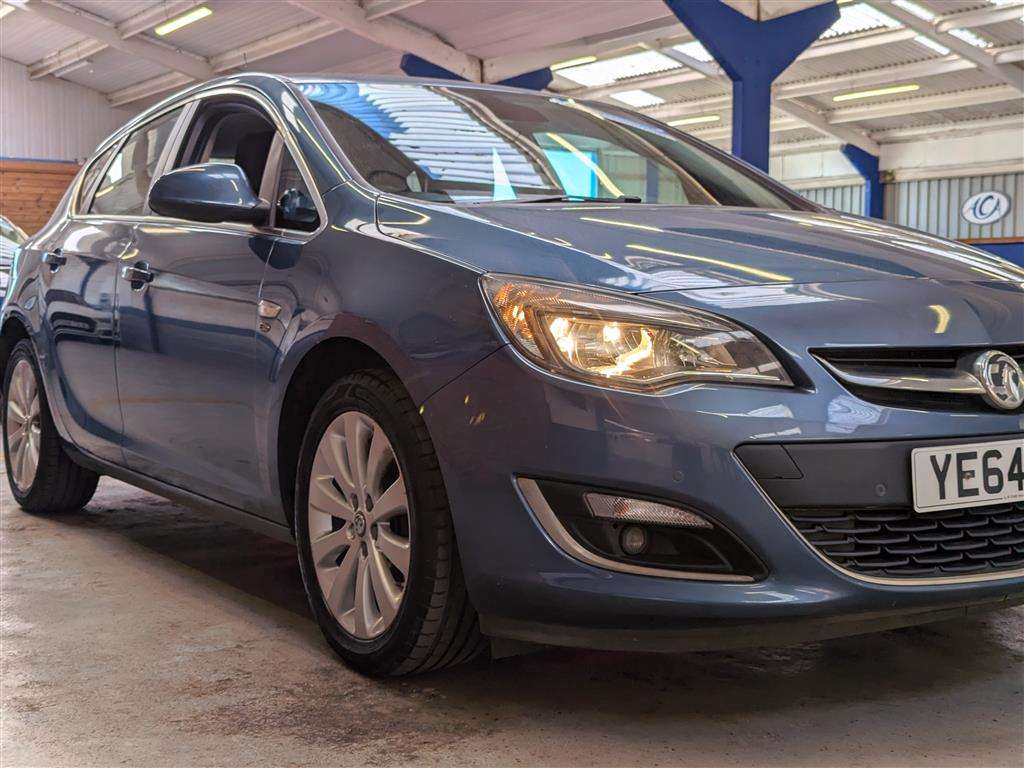<p>2014 VAUXHALL ASTRA ELITE</p>