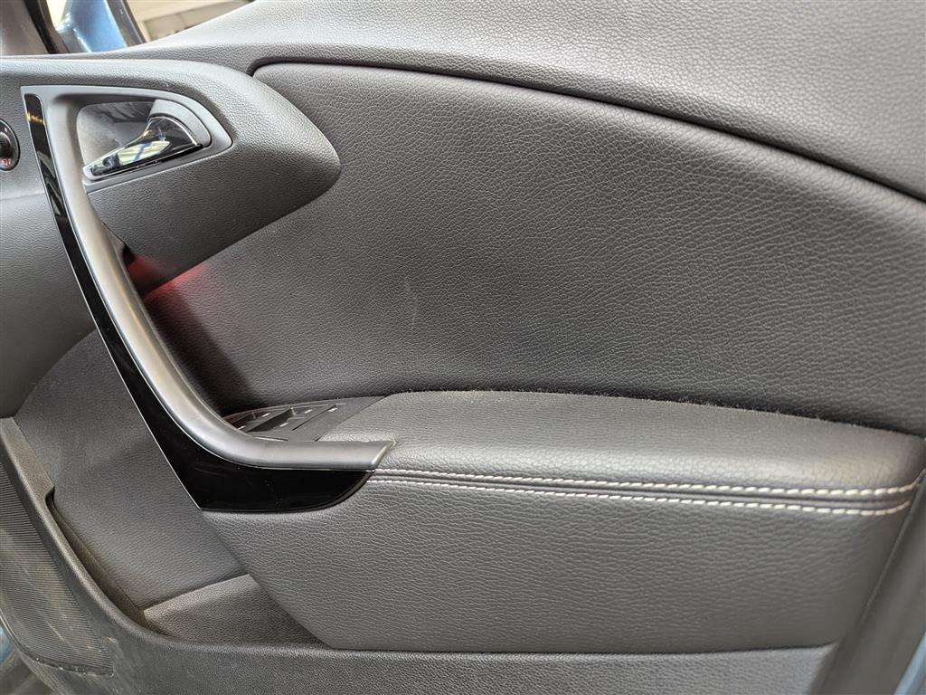 <p>2014 VAUXHALL ASTRA ELITE</p>