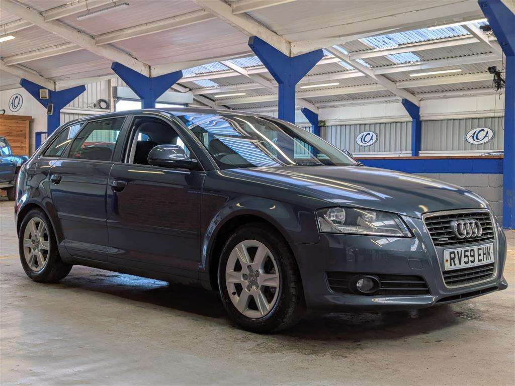 <p>2010 AUDI A3 SE TDI QUATTRO</p>