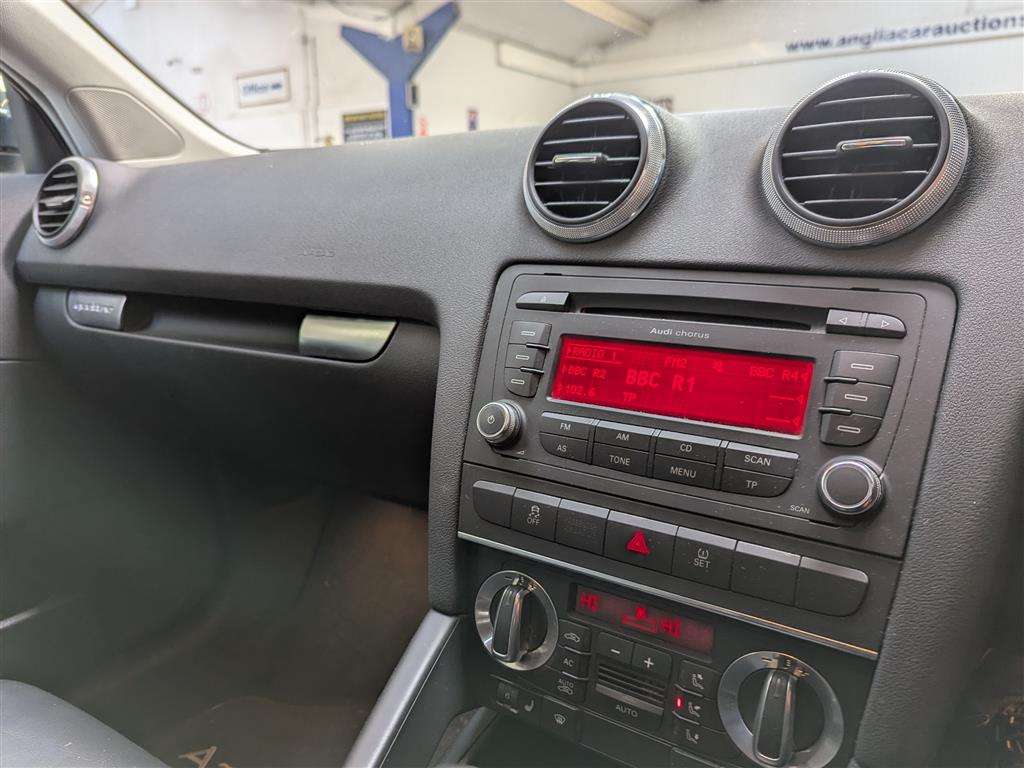 <p>2010 AUDI A3 SE TDI QUATTRO</p>