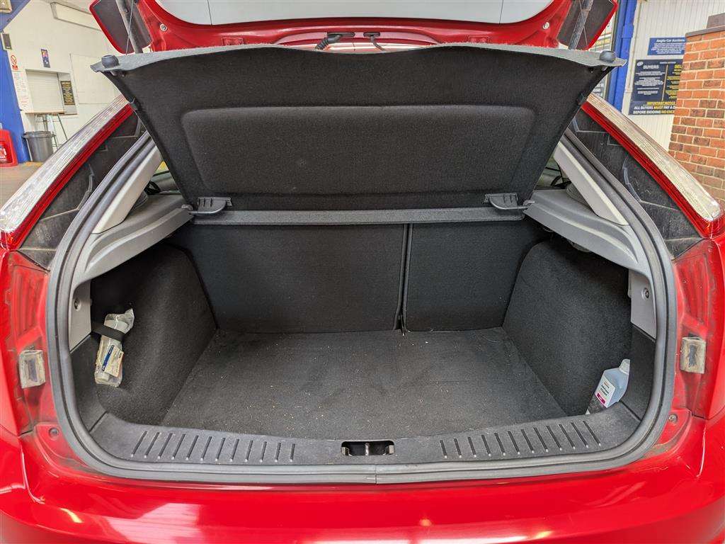 <p>2009 FORD FOCUS ZETEC TDCI 109</p>