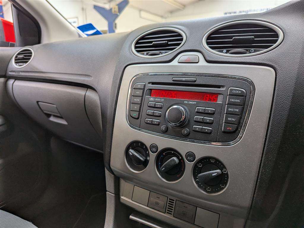 <p>2009 FORD FOCUS ZETEC TDCI 109</p>