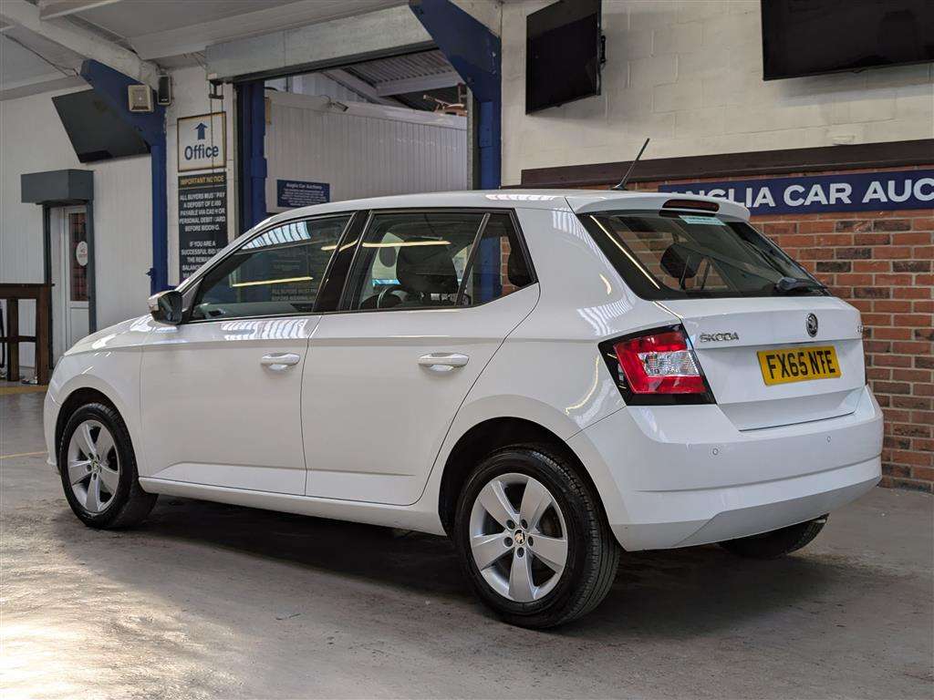 <p>2015 SKODA FABIA SE MPI</p>