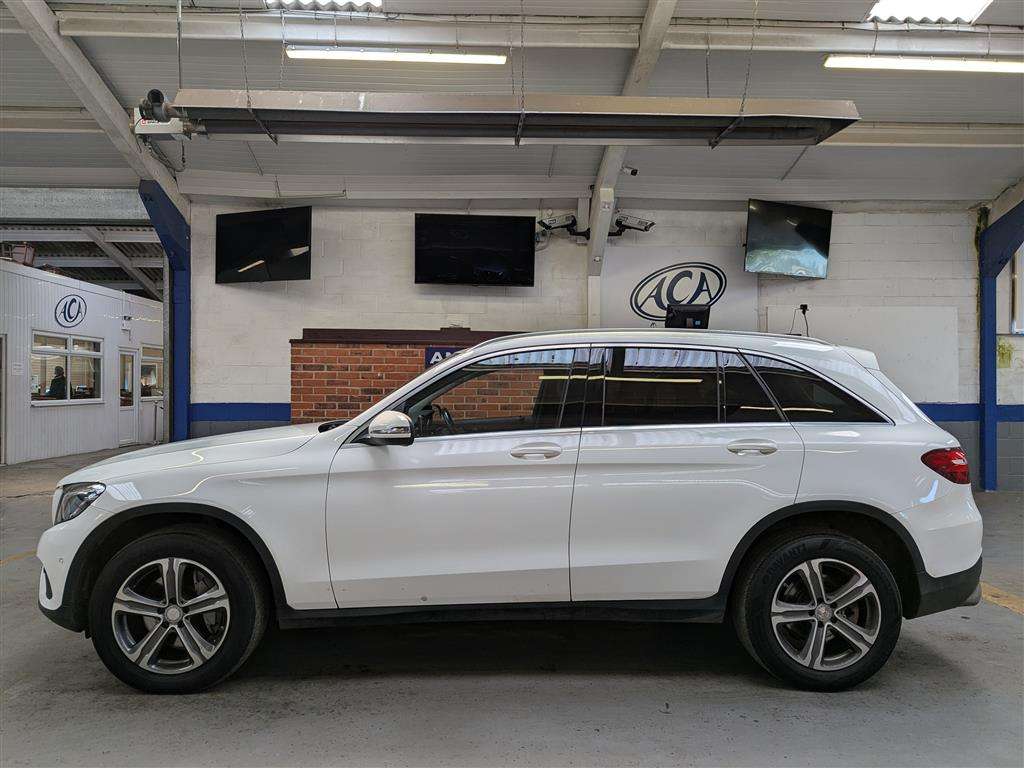 <p>2016 MERCEDES-BENZ GLC 220 D 4MATIC SPORT AU</p>