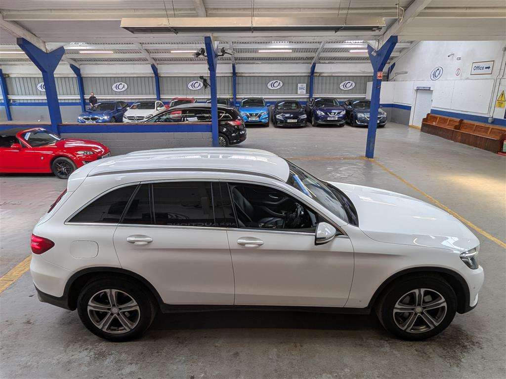 <p>2016 MERCEDES-BENZ GLC 220 D 4MATIC SPORT AU</p>
