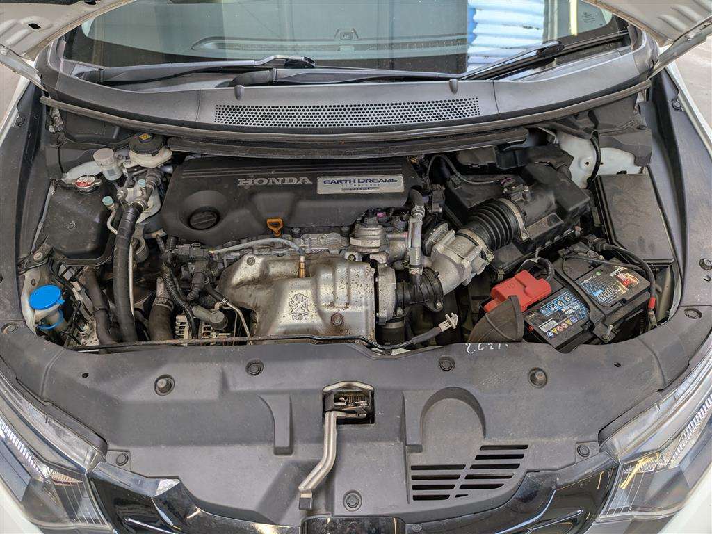 <p>2013 HONDA CIVIC I-DTEC ES</p>