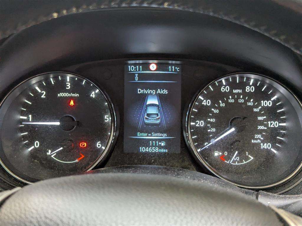 <p>2015 NISSAN QASHQAI N-TEC + DCI</p>