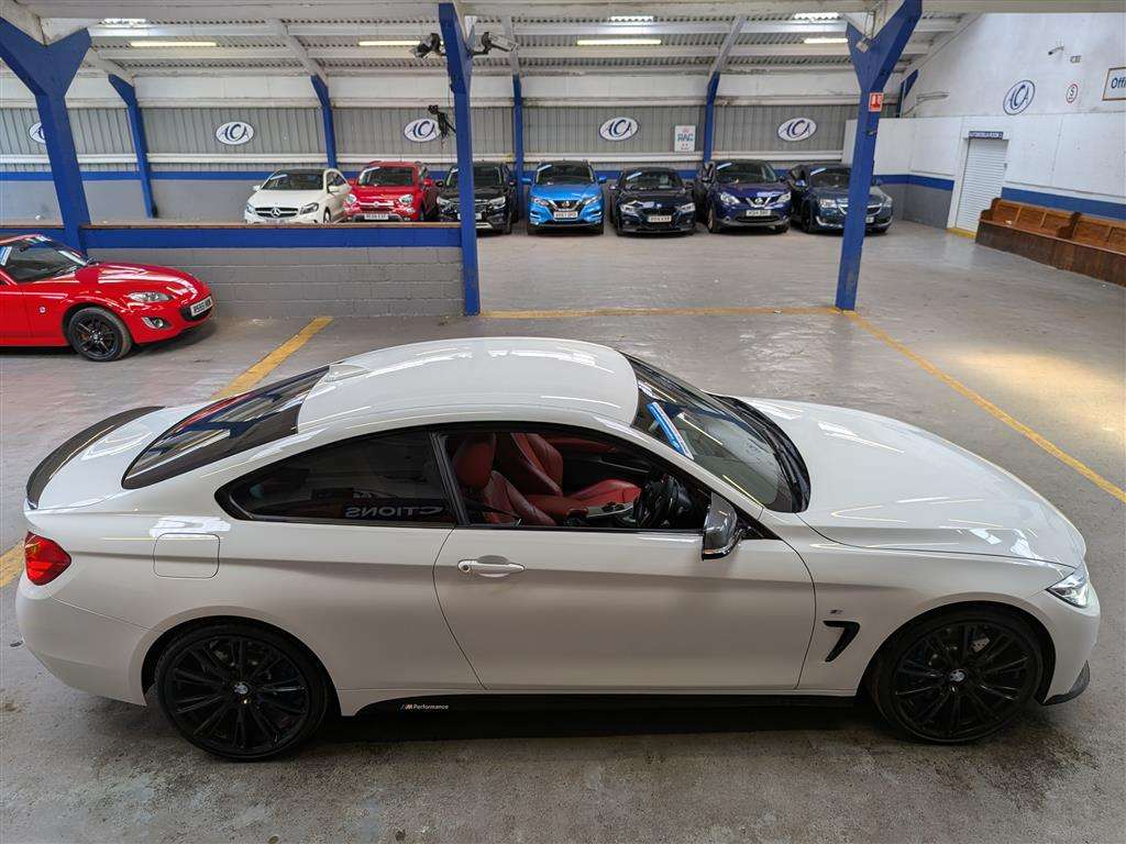 <p>2015 BMW 435D XDRIVE M SPORT AUTO</p>