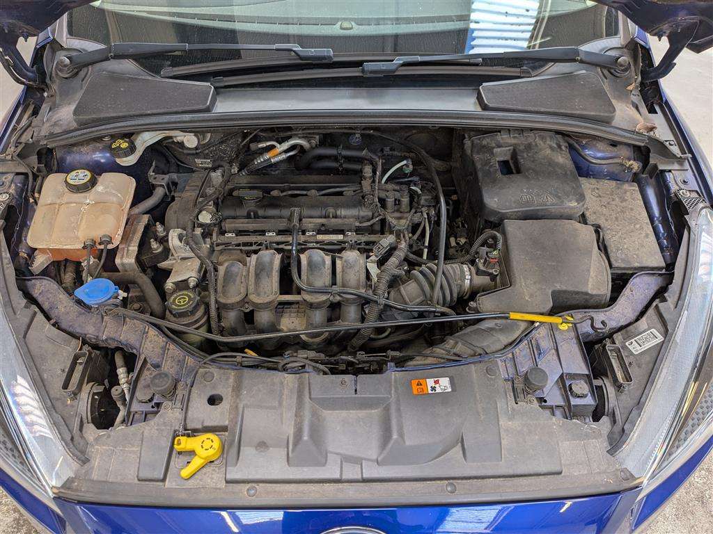 <p>2014 FORD FOCUS TITANIUM AUTO</p>