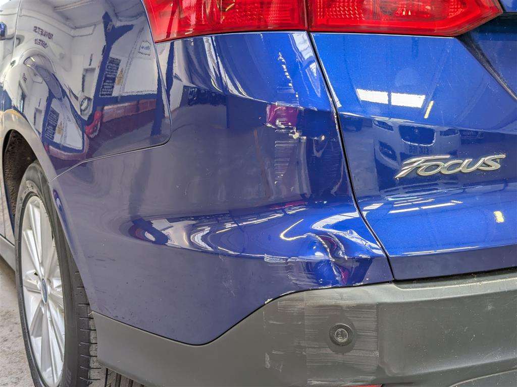 <p>2014 FORD FOCUS TITANIUM AUTO</p>