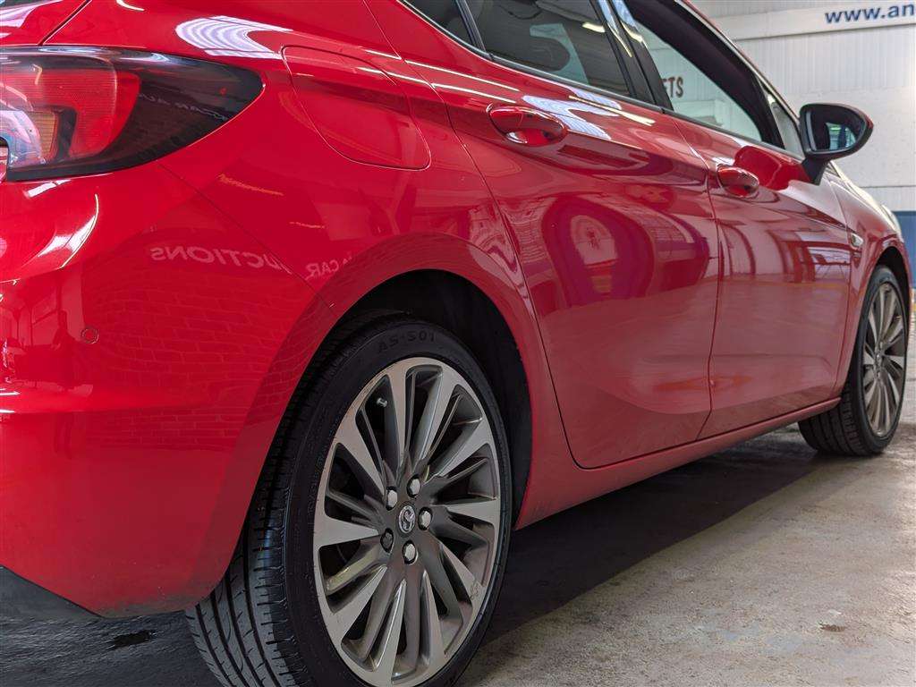 <p>2015 VAUXHALL ASTRA SRI NAV CDTI S/S</p>