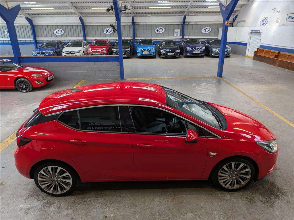 <p>2015 VAUXHALL ASTRA SRI NAV CDTI S/S</p>