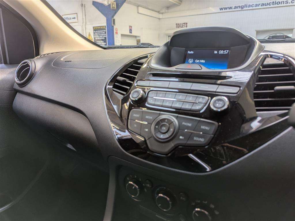 <p>2017 FORD KA+ ZETEC 1 x REG'D KEEPR FROM NEW</p>