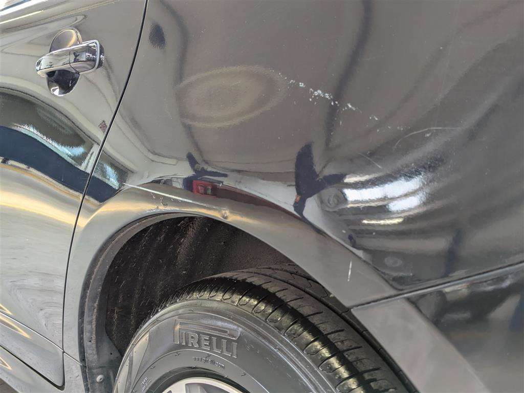 <p>2015 VOLVO XC60 R-DESIGN NAV D4 AUTO</p>