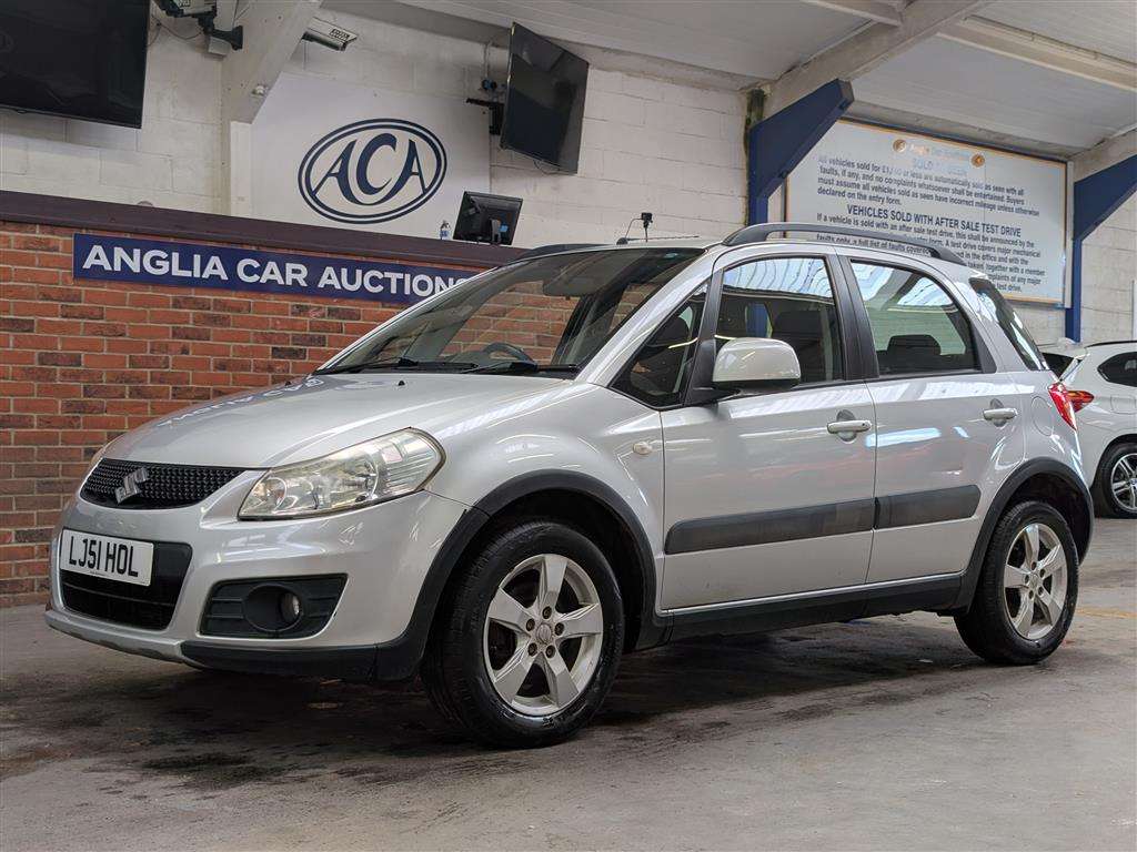 <p>2013 SUZUKI SX4 SZ4</p>
