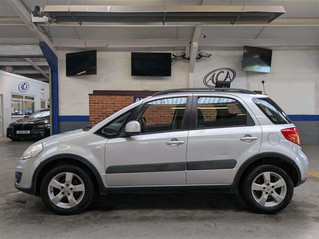 <p>2013 SUZUKI SX4 SZ4</p>