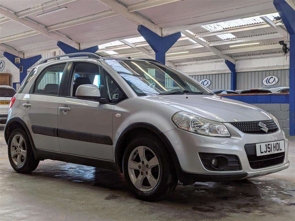 <p>2013 SUZUKI SX4 SZ4</p>