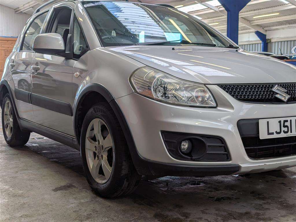<p>2013 SUZUKI SX4 SZ4</p>