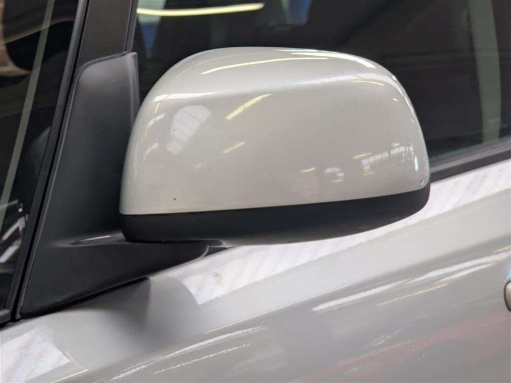 <p>2013 SUZUKI SX4 SZ4</p>