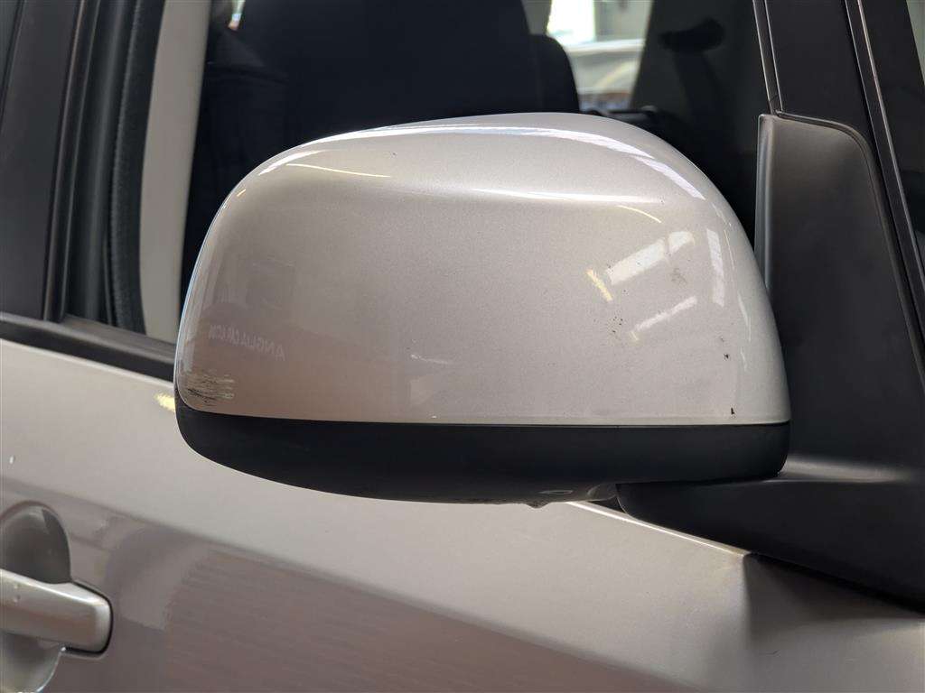 <p>2013 SUZUKI SX4 SZ4</p>